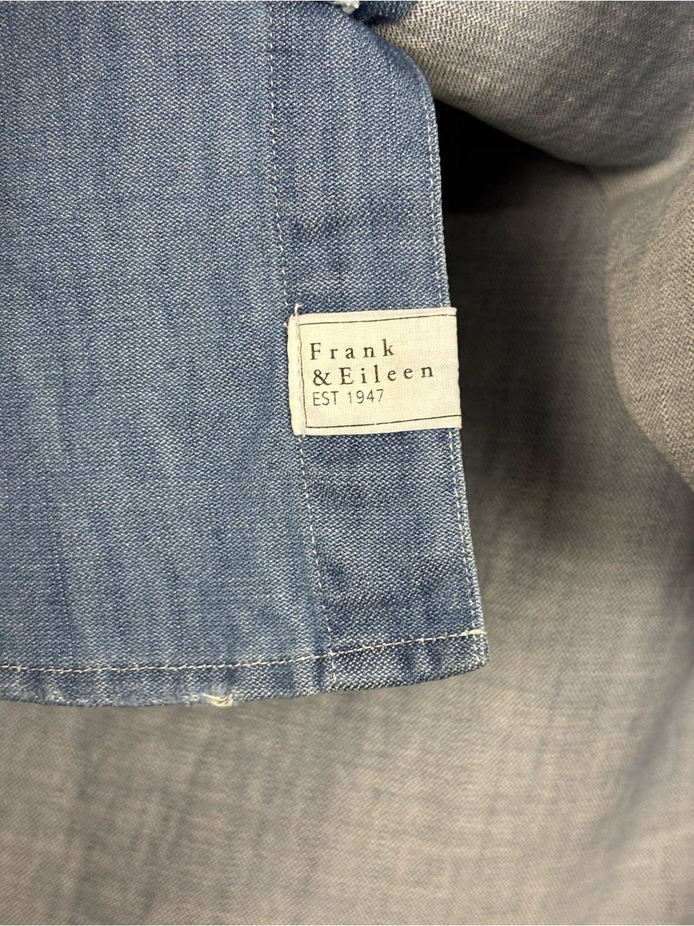 Frank & Eileen Fiona indigo ruffle collar sleeveless button down shirt medium - Picture 10 of 10